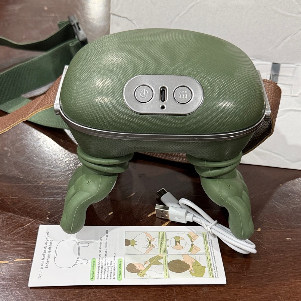 SO Green and White Shoulder and Neck Massager, BNWB
